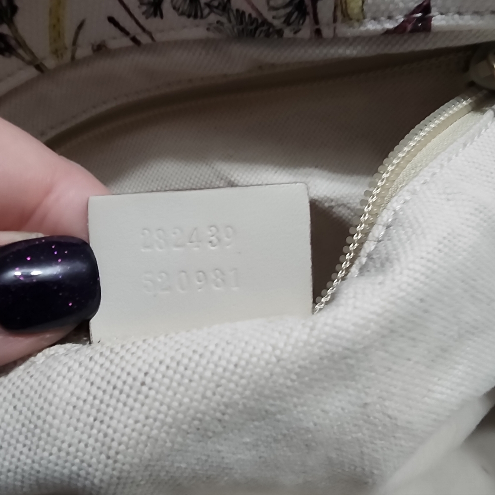Gucci Floral Canvas Tote - Picture 9 of 12